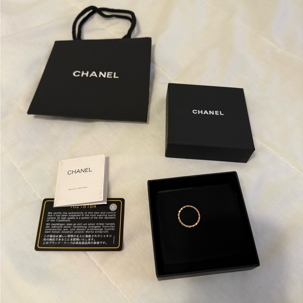 Chanel Coco Crush ring in 18k beige gold with diamonds size 8 Authenticated